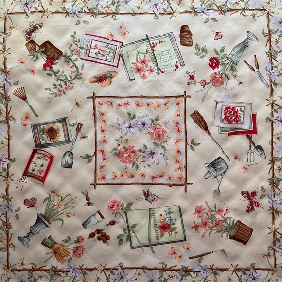 👒 Talbots, Vintage Perennial Millennial Floral Silk Scarf - Picture 2 of 16